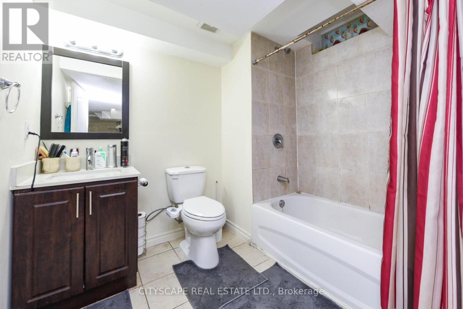56 Checkerberry Crescent, Brampton, Ontario  L6R 2S6 - Photo 37 - W12322098