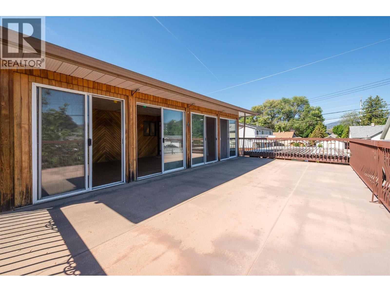 734 Francis Avenue Kelowna Photo 32 734 Francis Avenue Kelowna Photo 32