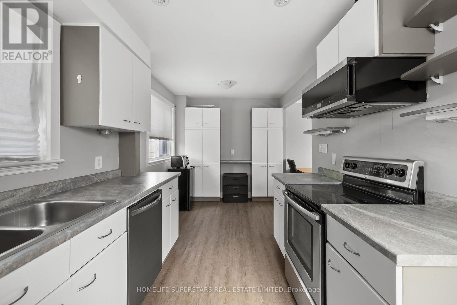 275 Raglan Road N, Kingston, Ontario  K7K 1L7 - Photo 11 - X12305754