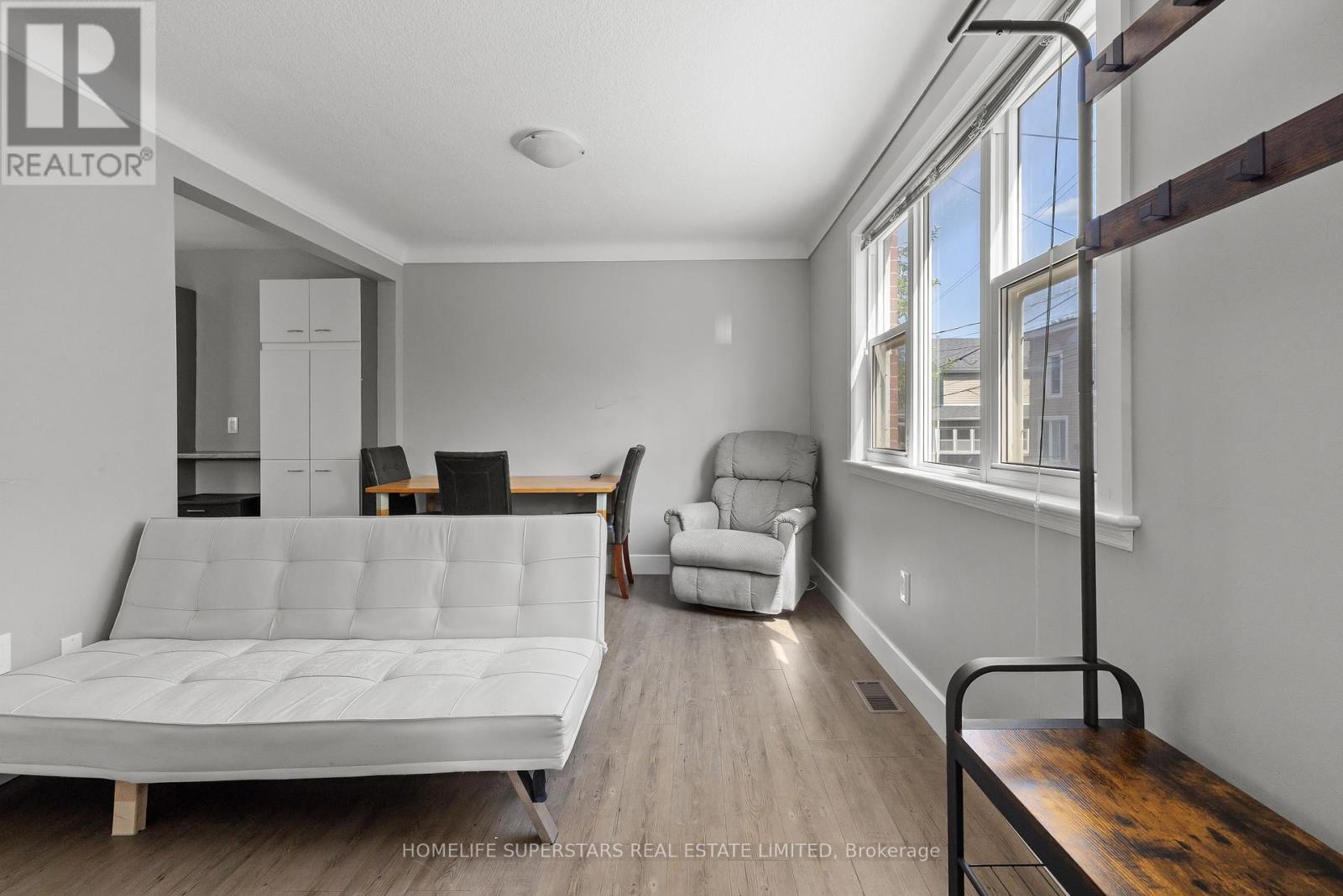 275 Raglan Road N, Kingston, Ontario  K7K 1L7 - Photo 5 - X12305754