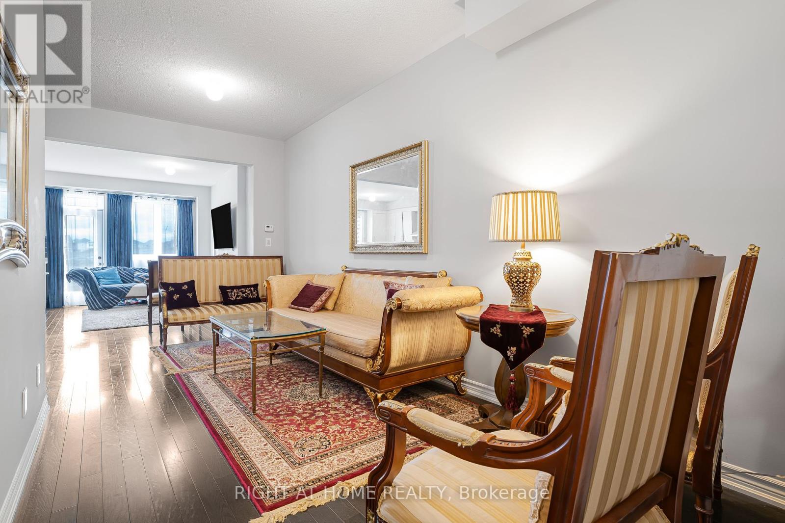 Property at 192 CLOSSON DRIVE image 3