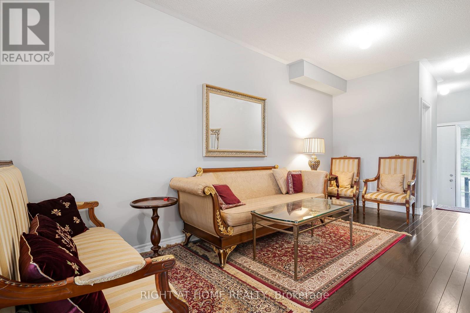 Property at 192 CLOSSON DRIVE image 4