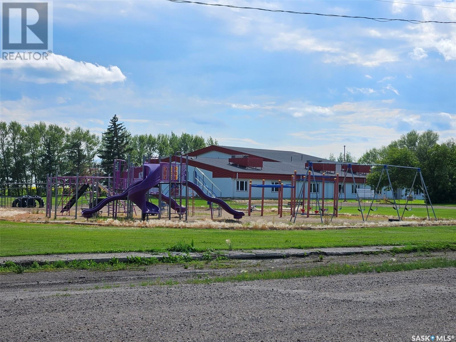 300 Mgr Jean Gaire Avenue, Storthoaks Rm No. 31, Saskatchewan  S0C 0J0 - Photo 16 - SK014509