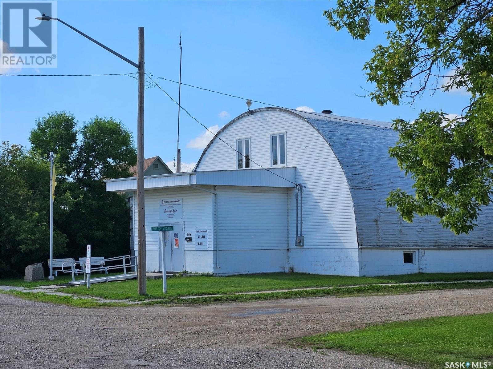300 Mgr Jean Gaire Avenue, Storthoaks Rm No. 31, Saskatchewan  S0C 0J0 - Photo 18 - SK014509