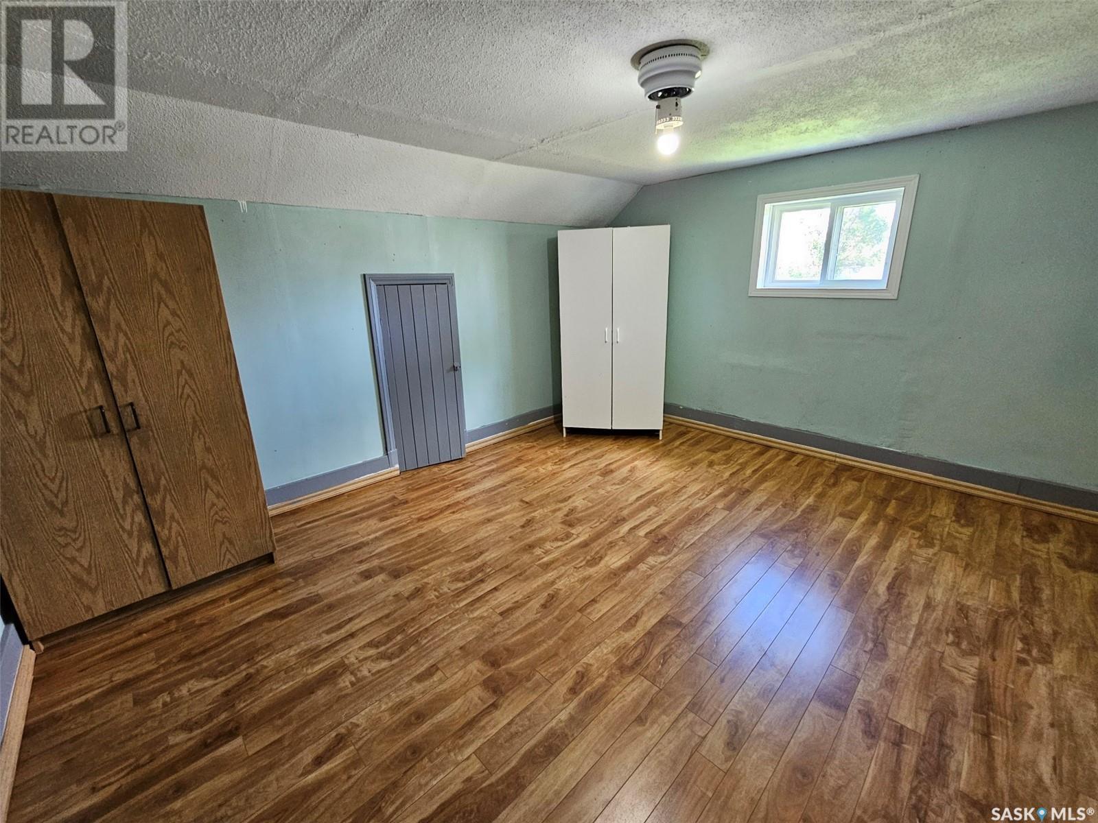 300 Mgr Jean Gaire Avenue, Storthoaks Rm No. 31, Saskatchewan  S0C 0J0 - Photo 9 - SK014509