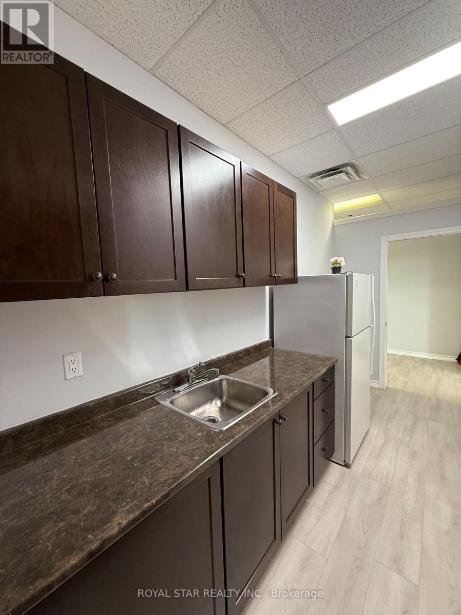 201 - 2970 Drew Road, Mississauga, Ontario  L4T 0A6 - Photo 11 - W12322158