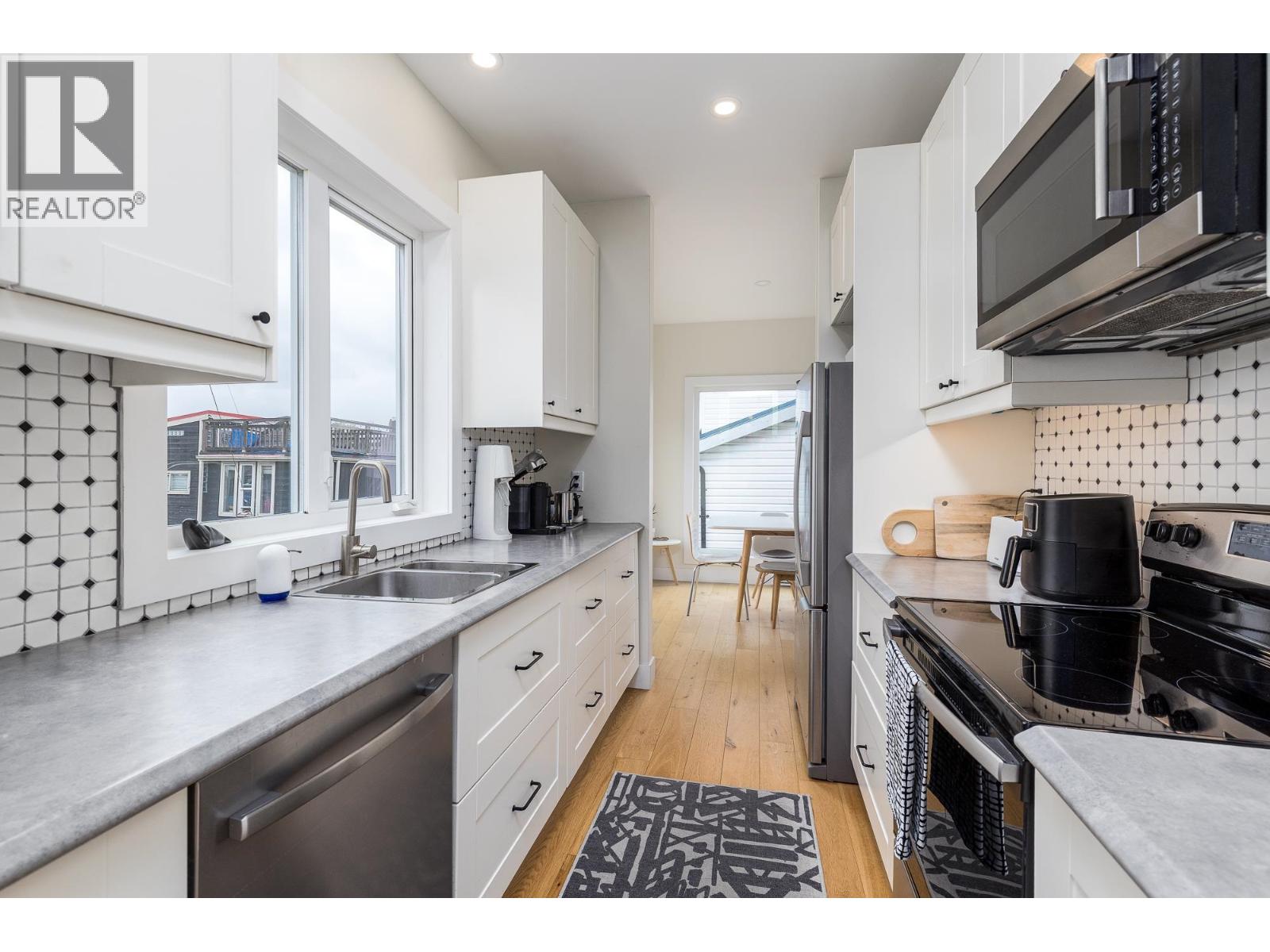 6w2 8191 River Road, Richmond, British Columbia  V6X 1X8 - Photo 8 - R3003585