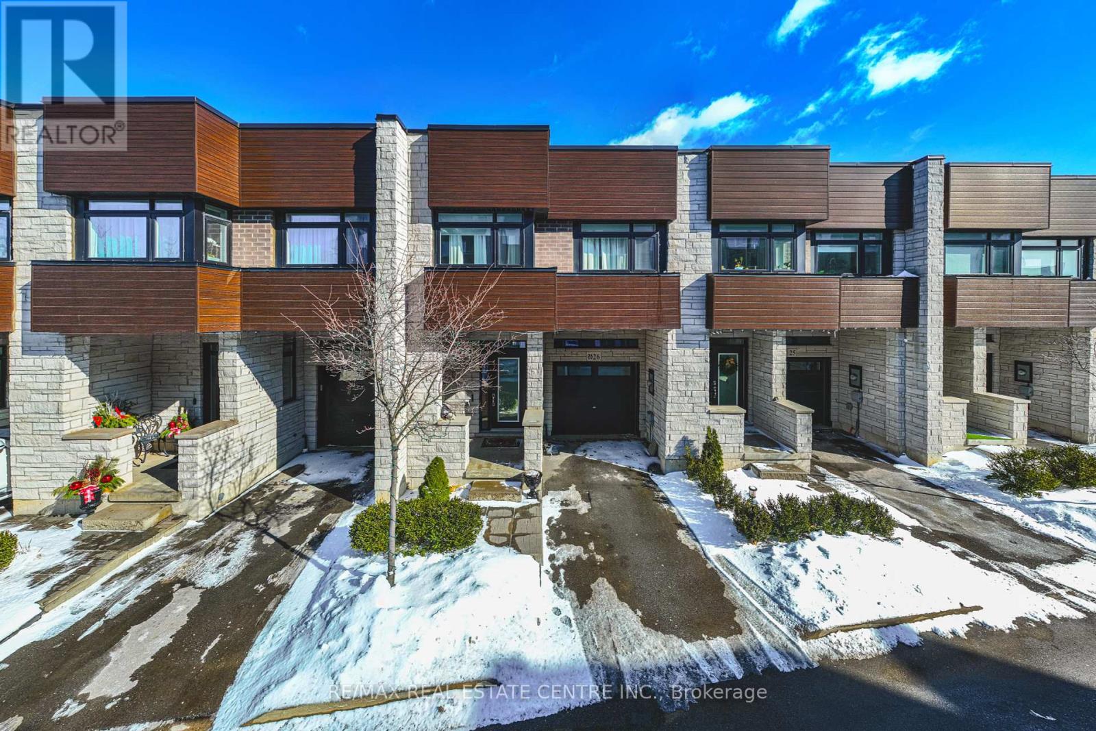 26 - 35 MIDHURST HEIGHTS, Hamilton, Ontario