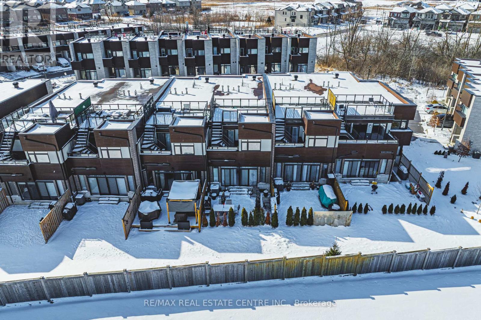 26 - 35 Midhurst Heights, Hamilton, Ontario  L8J 0K9 - Photo 33 - X12322166