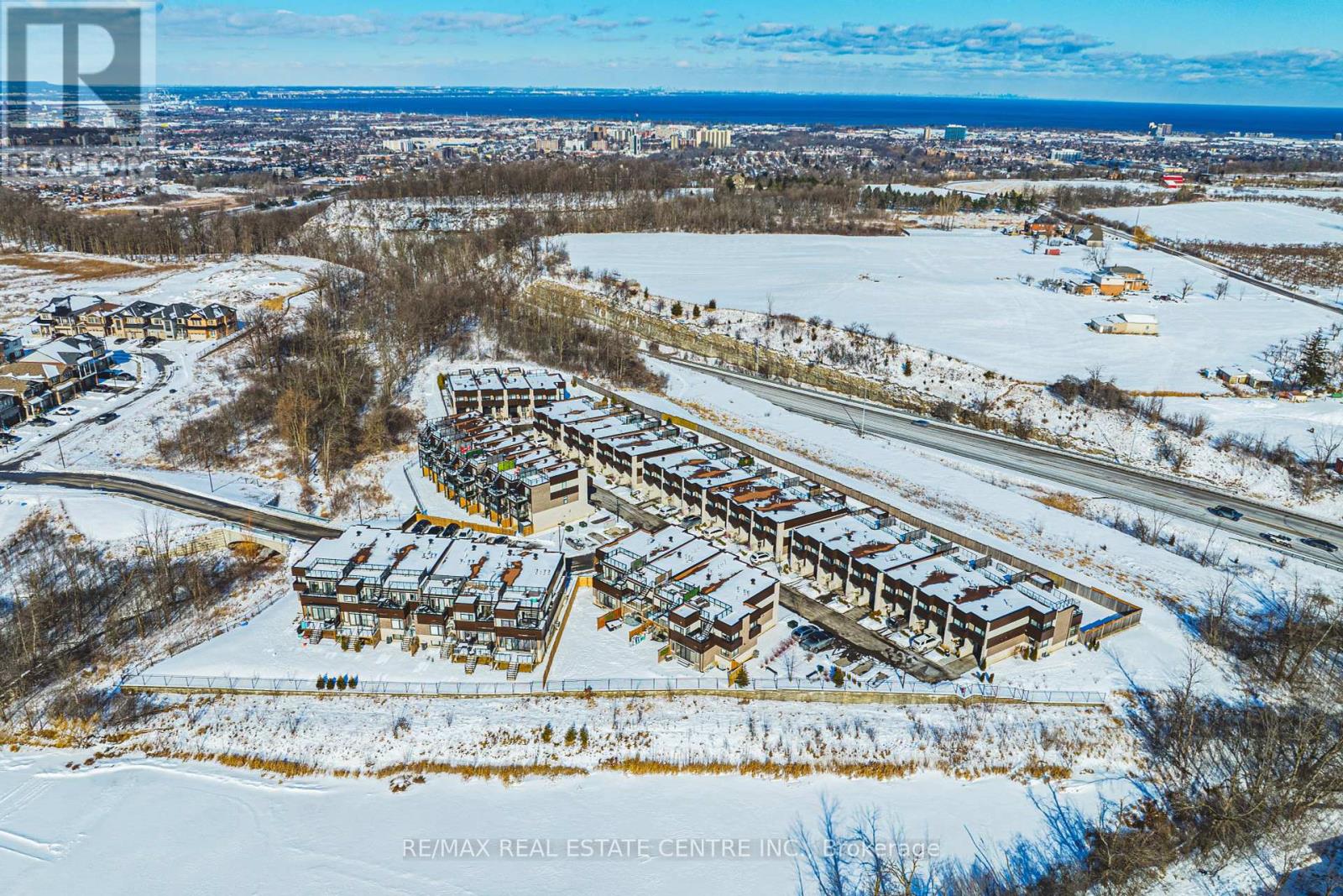 26 - 35 Midhurst Heights, Hamilton, Ontario  L8J 0K9 - Photo 37 - X12322166