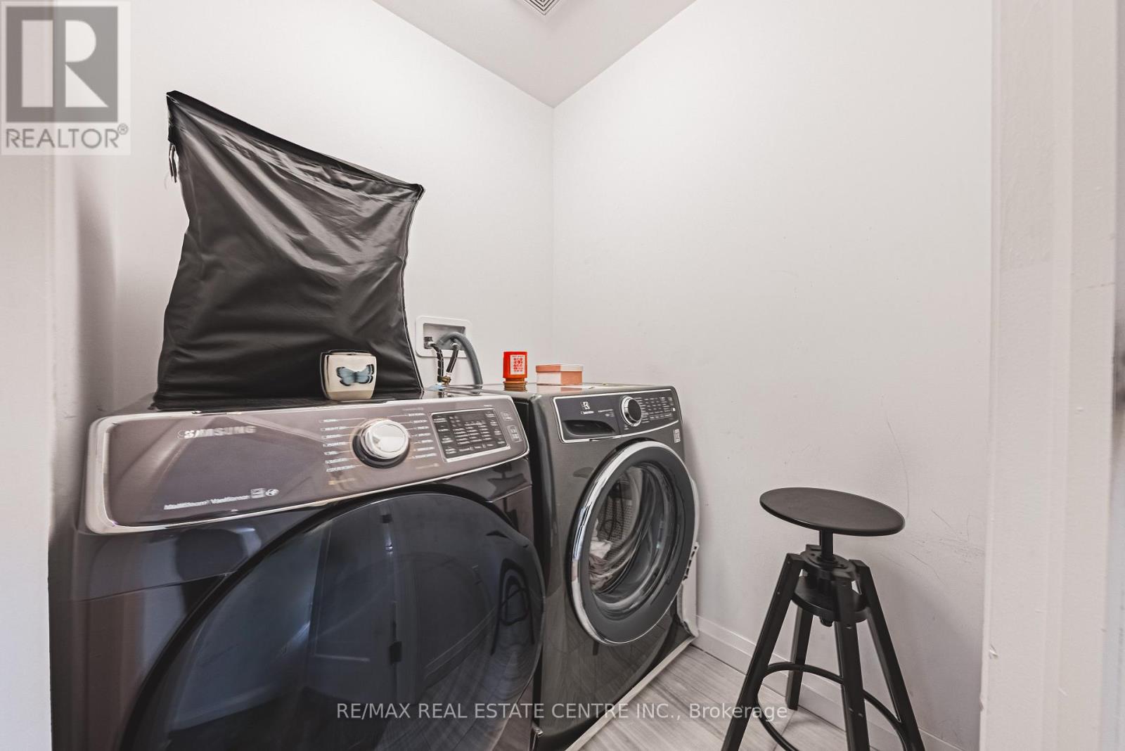 26 - 35 Midhurst Heights, Hamilton, Ontario  L8J 0K9 - Photo 43 - X12322166