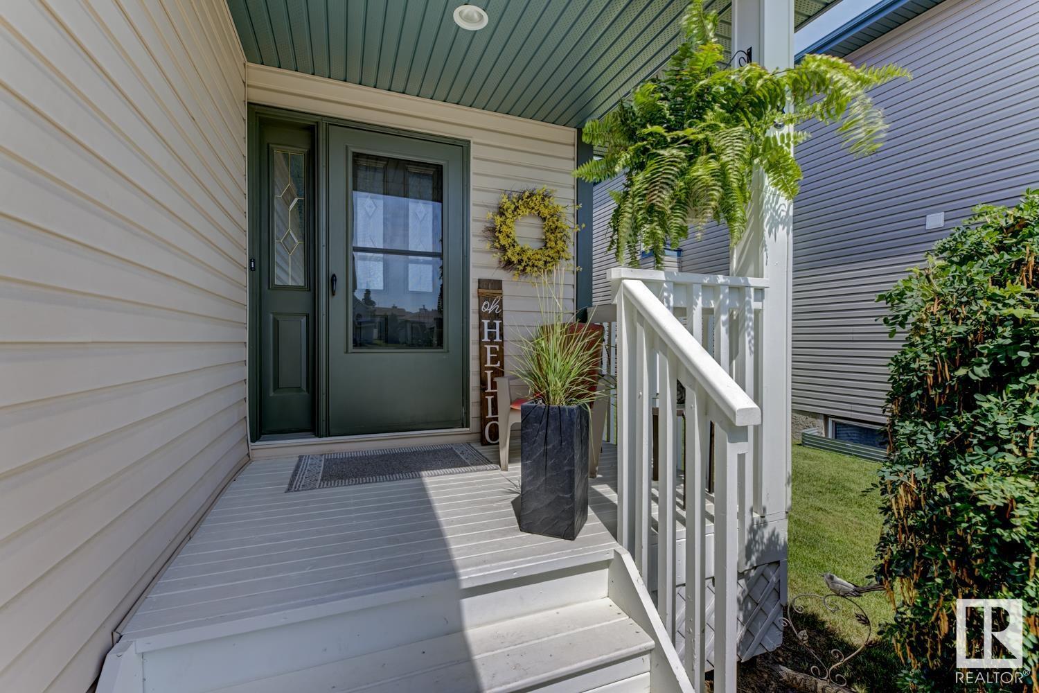 Property at 8 LAKEWOOD CV N image 3