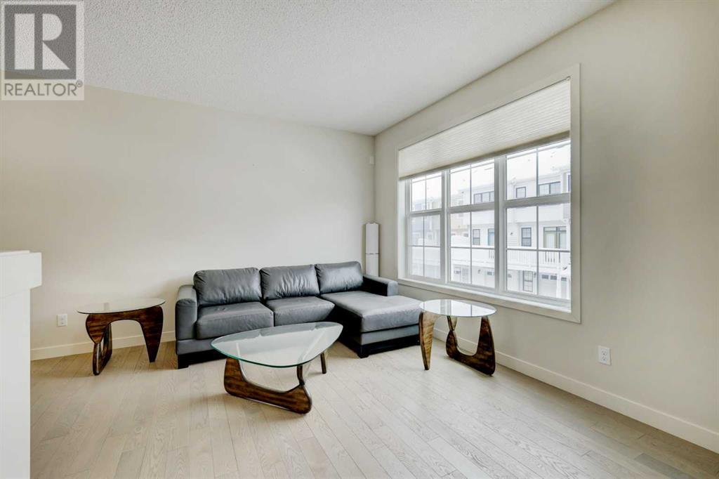 Property at 79 Sherwood Row NW image 5