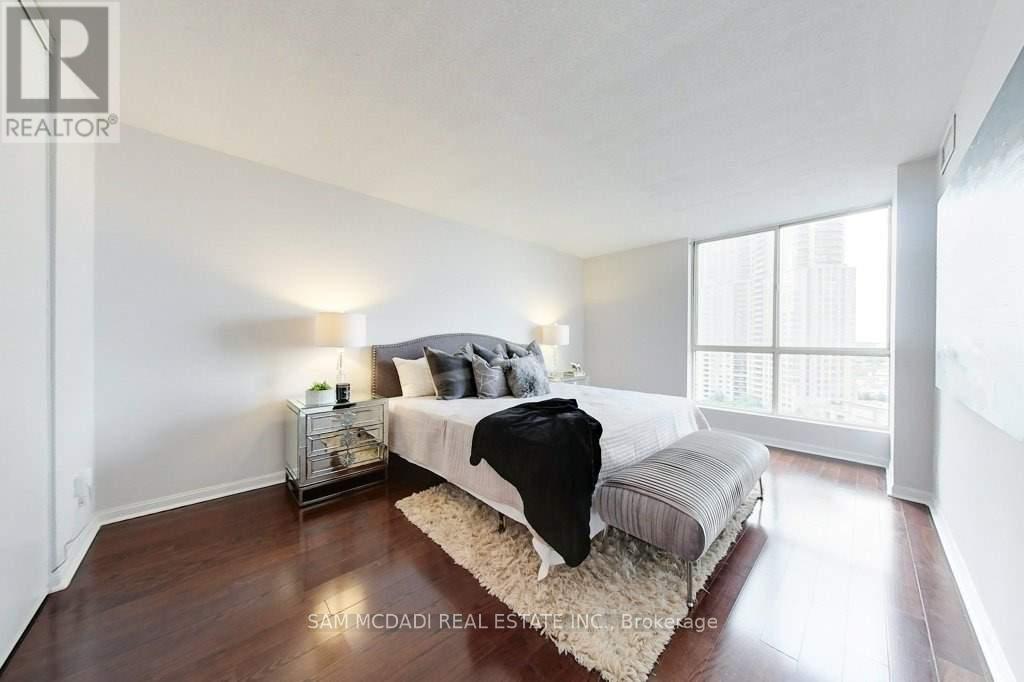 1411 - 55 Kingsbridge Garden Circle, Mississauga, Ontario  L5R 1Y1 - Photo 11 - W12322199