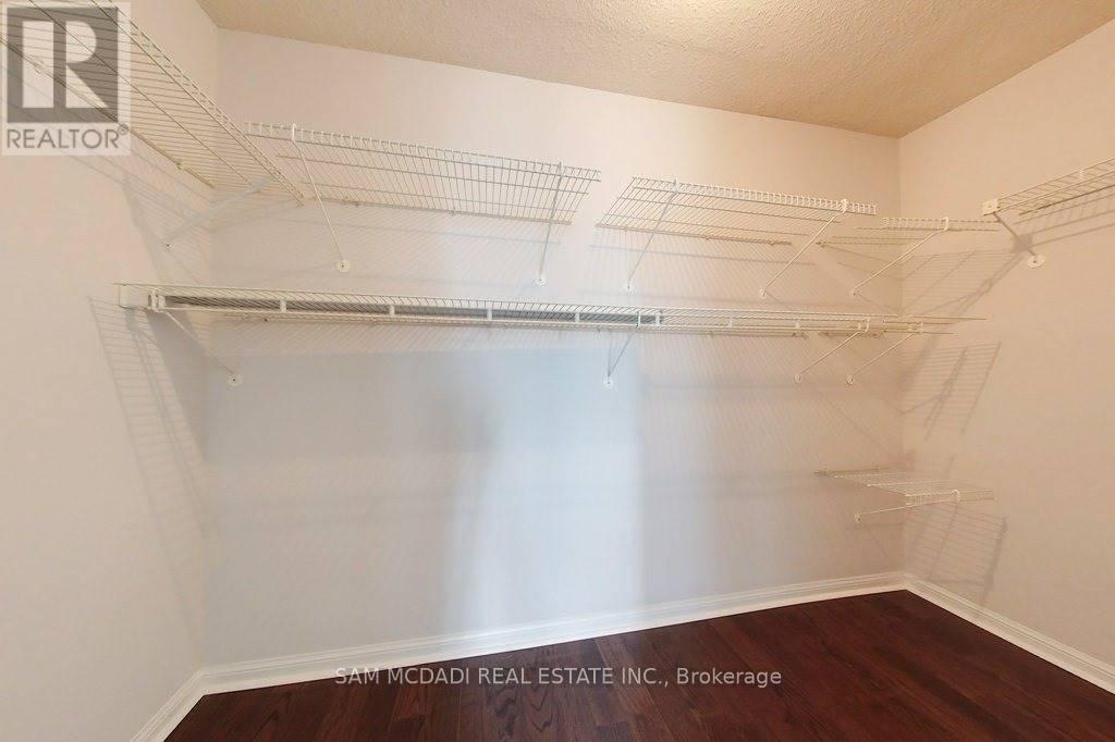 1411 - 55 Kingsbridge Garden Circle, Mississauga, Ontario  L5R 1Y1 - Photo 12 - W12322199