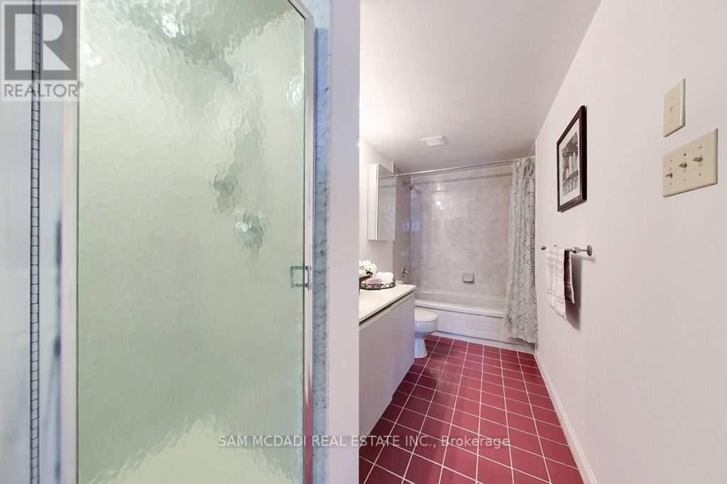 1411 - 55 Kingsbridge Garden Circle, Mississauga, Ontario  L5R 1Y1 - Photo 14 - W12322199