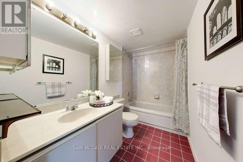 1411 - 55 Kingsbridge Garden Circle, Mississauga, Ontario  L5R 1Y1 - Photo 16 - W12322199
