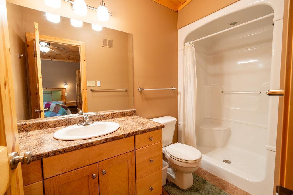 227 Wasagaming Drive, Clear Lake, Manitoba  R0J 1N0 - Photo 17 - 202519449