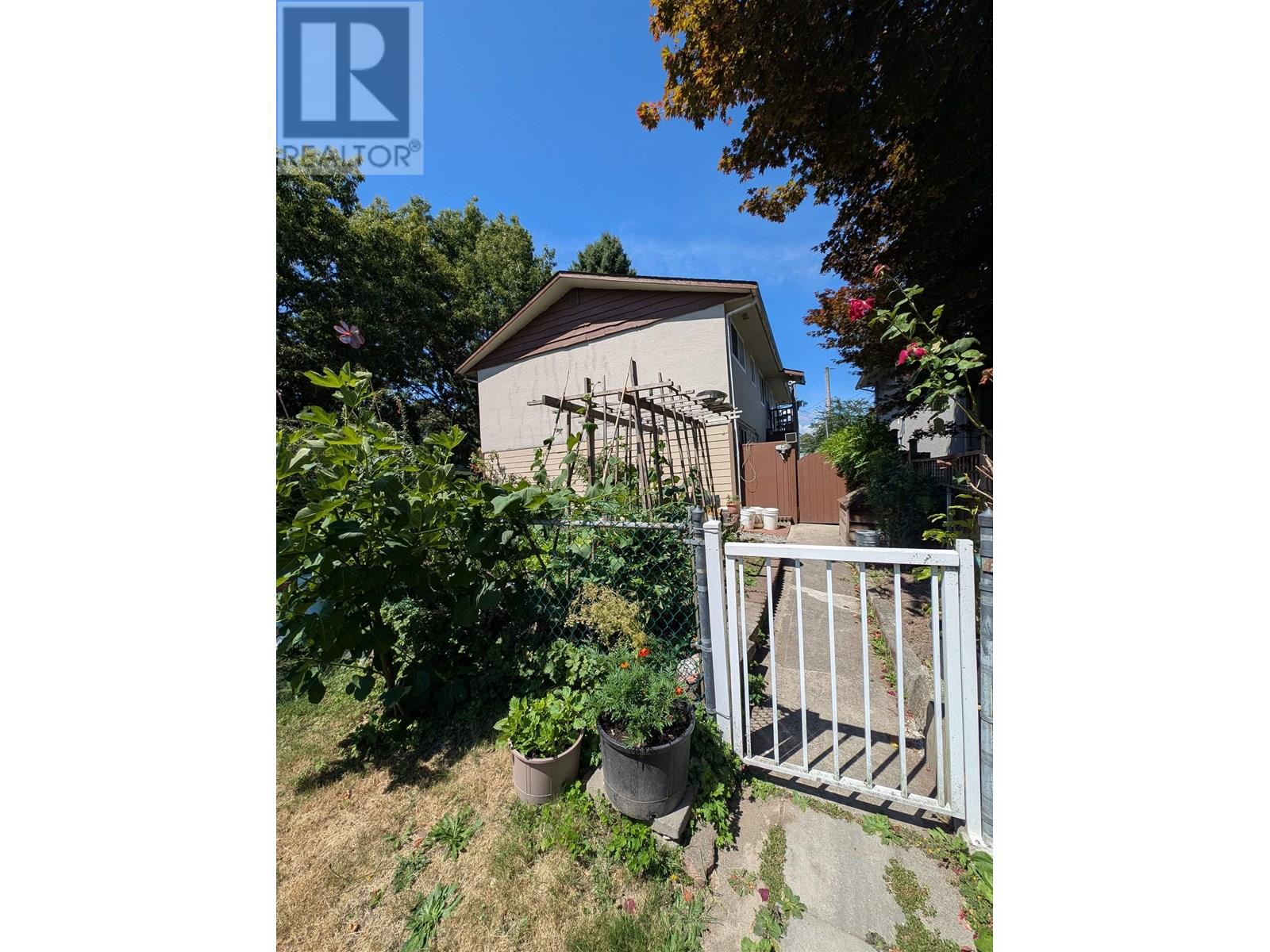 Property at 6388 ELLIOTT STREET image 4