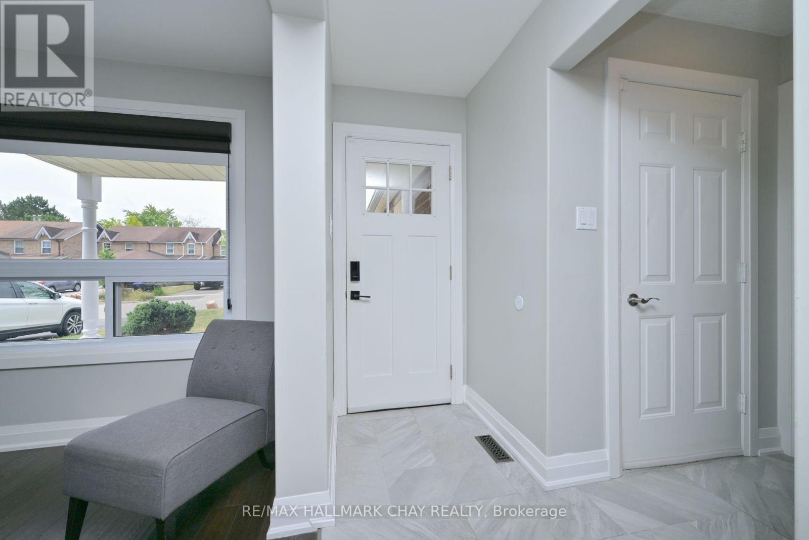 Property at 135 HEYDON AVENUE image 4