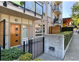 102 20460 DOUGLAS CRESCENT
