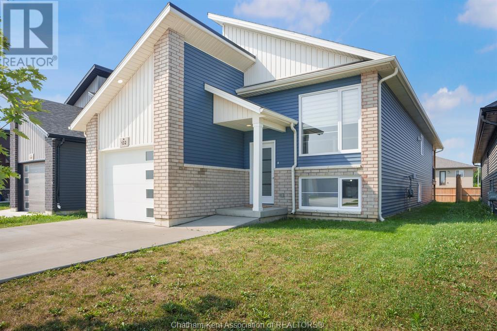 132 Arrowhead Lane, Chatham, Ontario  N7M 0T2 - Photo 3 - 25019192