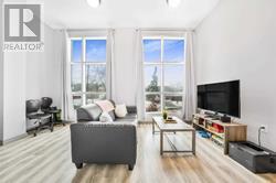 G111 - 275 Larch Street, Waterloo, Ontario  N2L 3R2 - Photo 6 - X12322246