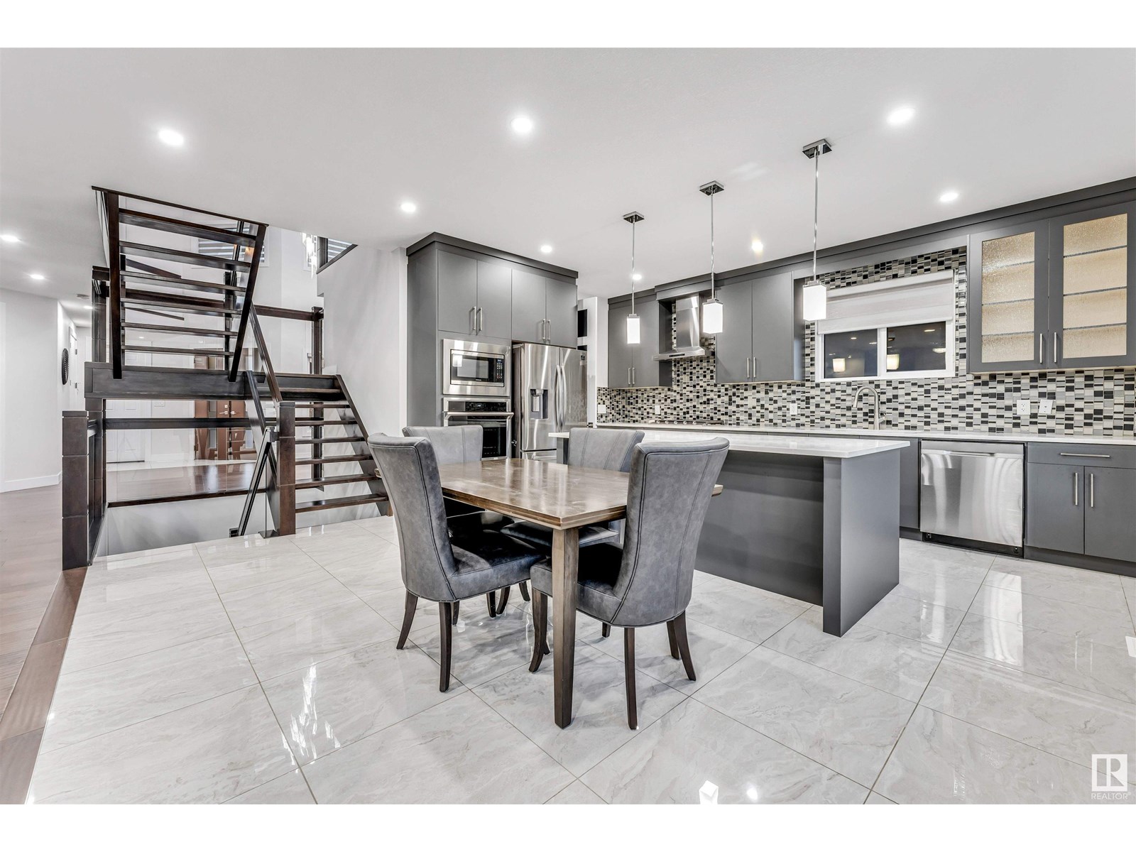 1935 19 Av Nw, Edmonton, Alberta  T6T 2K8 - Photo 26 - E4451045