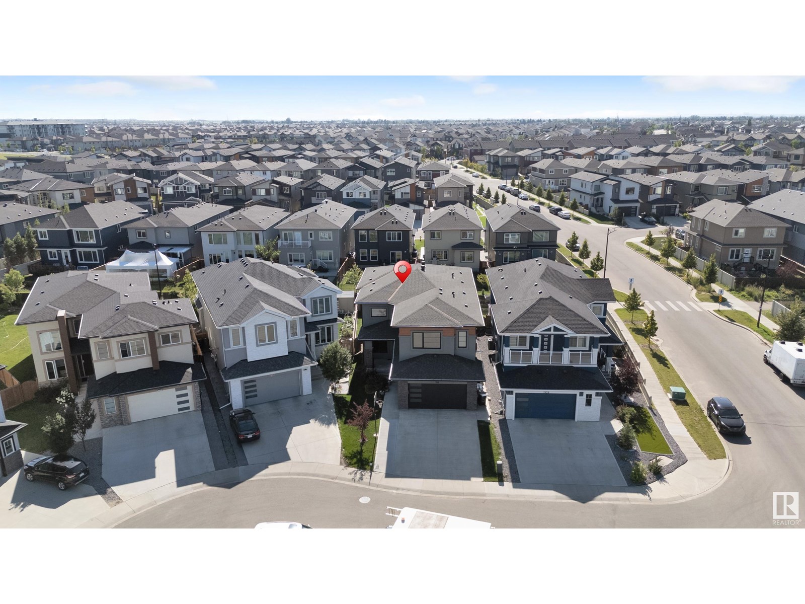 1935 19 Av Nw, Edmonton, Alberta  T6T 2K8 - Photo 3 - E4451045
