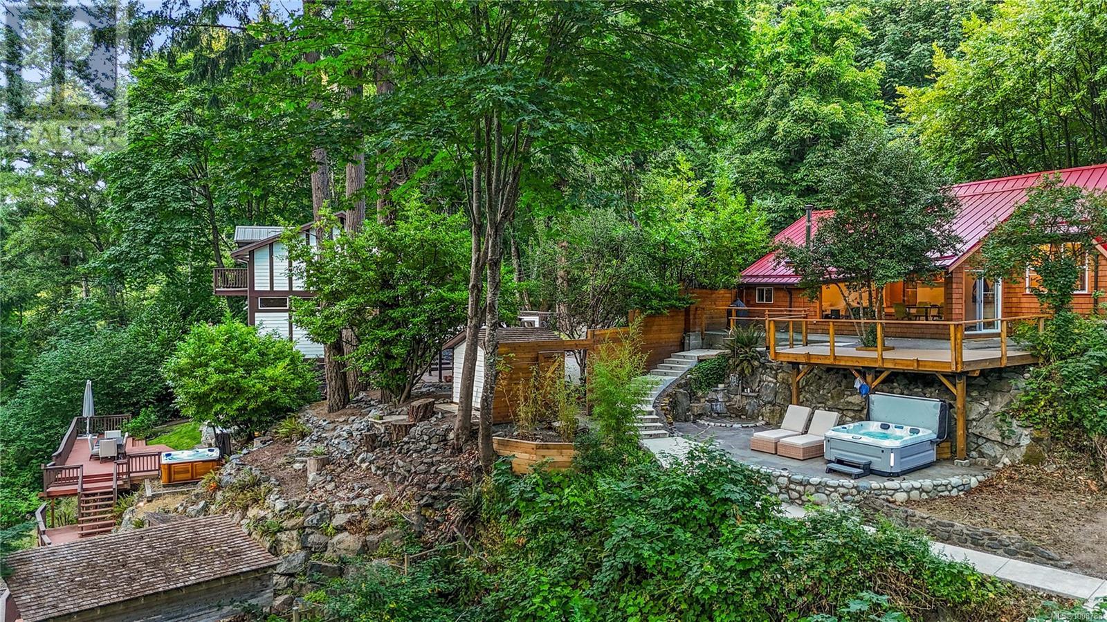 1709/1713 Falcon Heights Rd, Langford, British Columbia