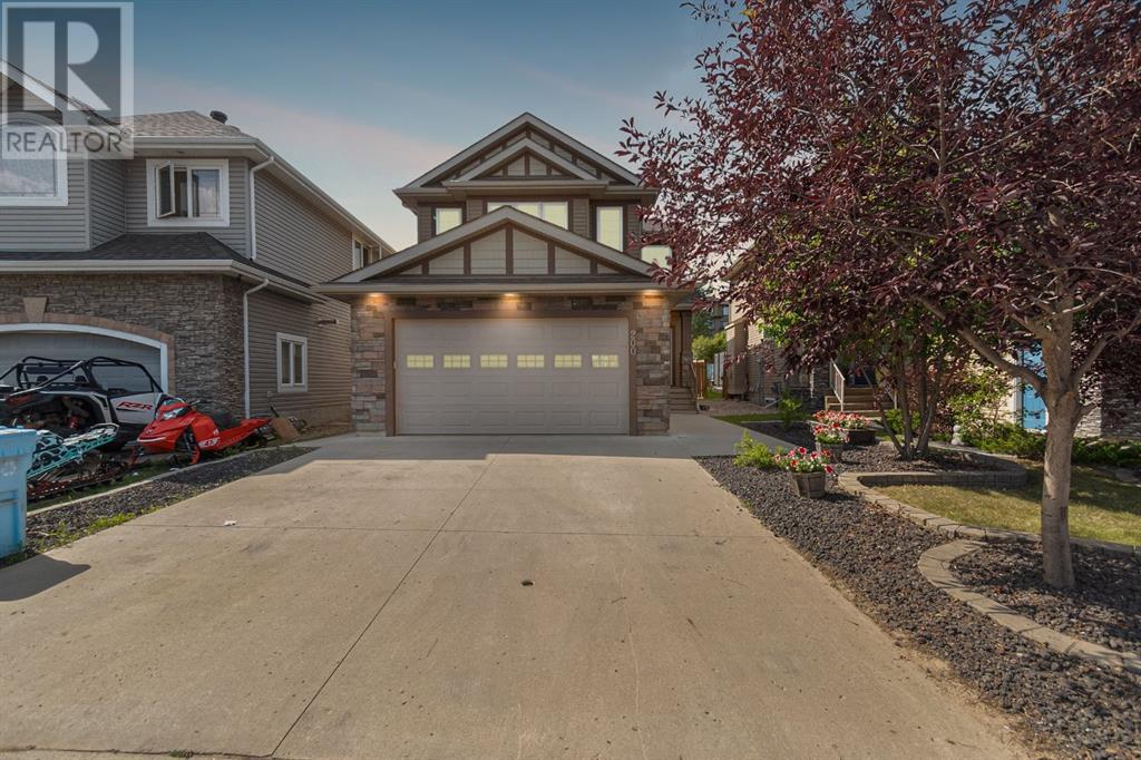 Property at 200 Diamondstone Ridge image 1