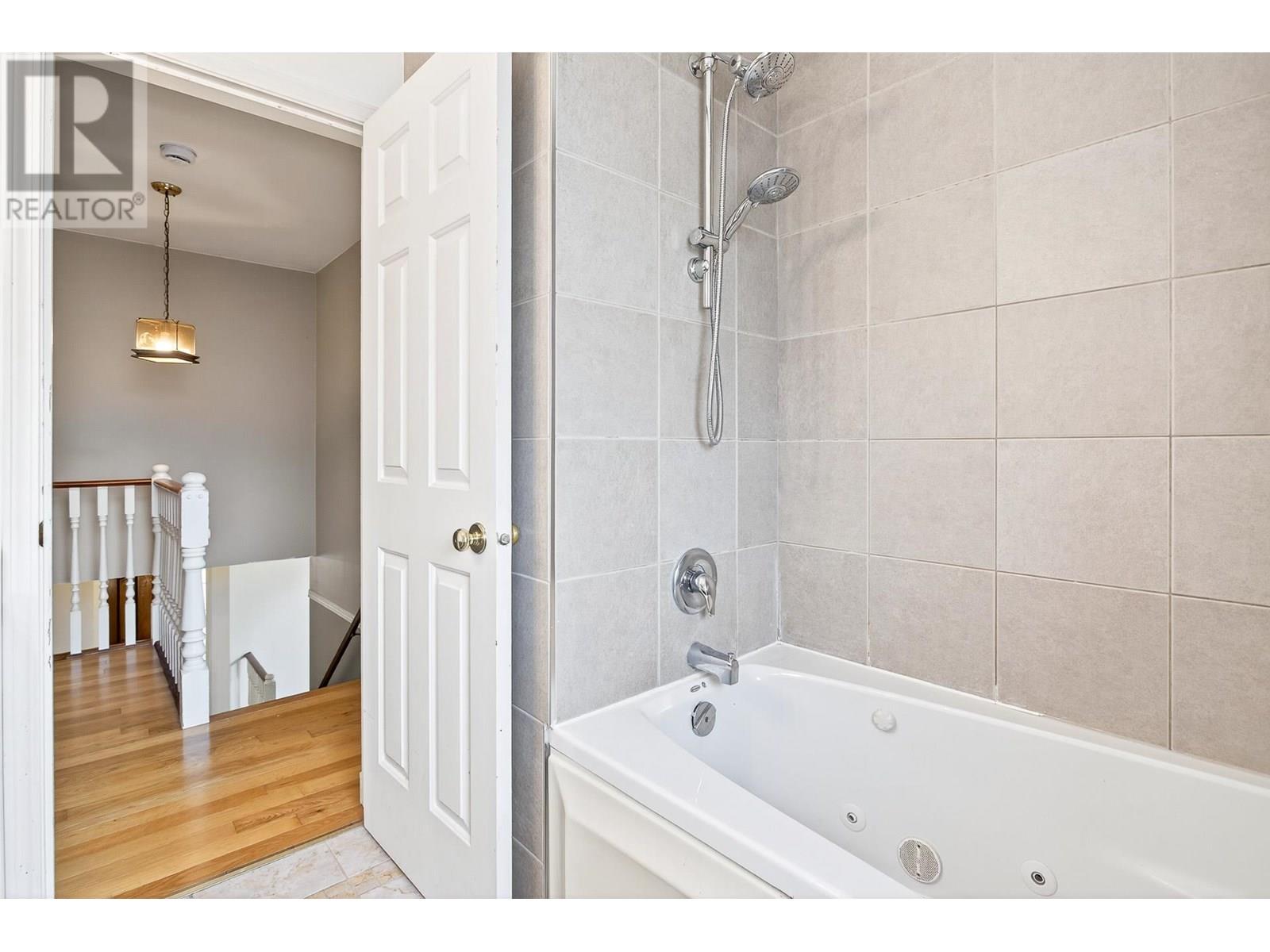 2242 Rampart Place, Port Coquitlam, British Columbia  V3C 5C5 - Photo 38 - R3032234