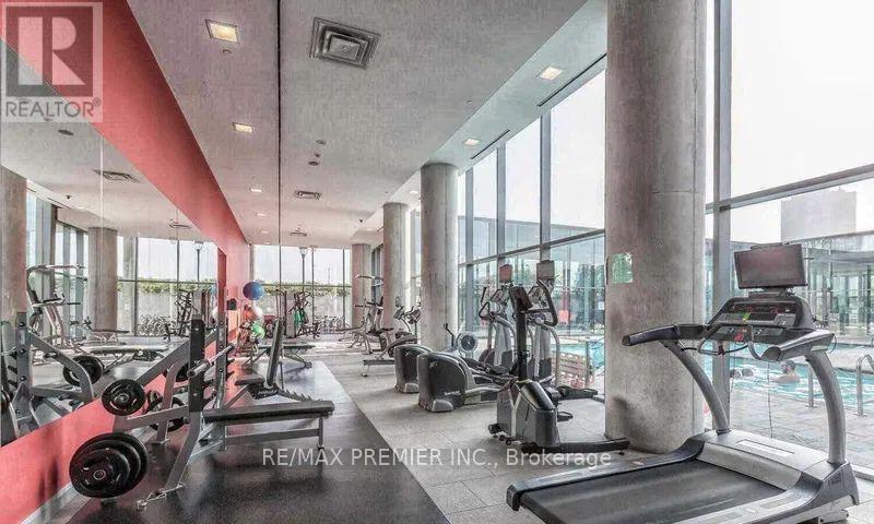 714 - 105 The Queensway, Toronto (High Park-Swansea), Ontario M6S 5B5 - Photo 24 - W12322267