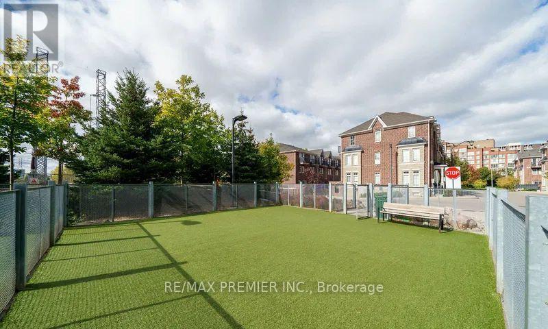 714 - 105 The Queensway, Toronto (High Park-Swansea), Ontario M6S 5B5 - Photo 30 - W12322267