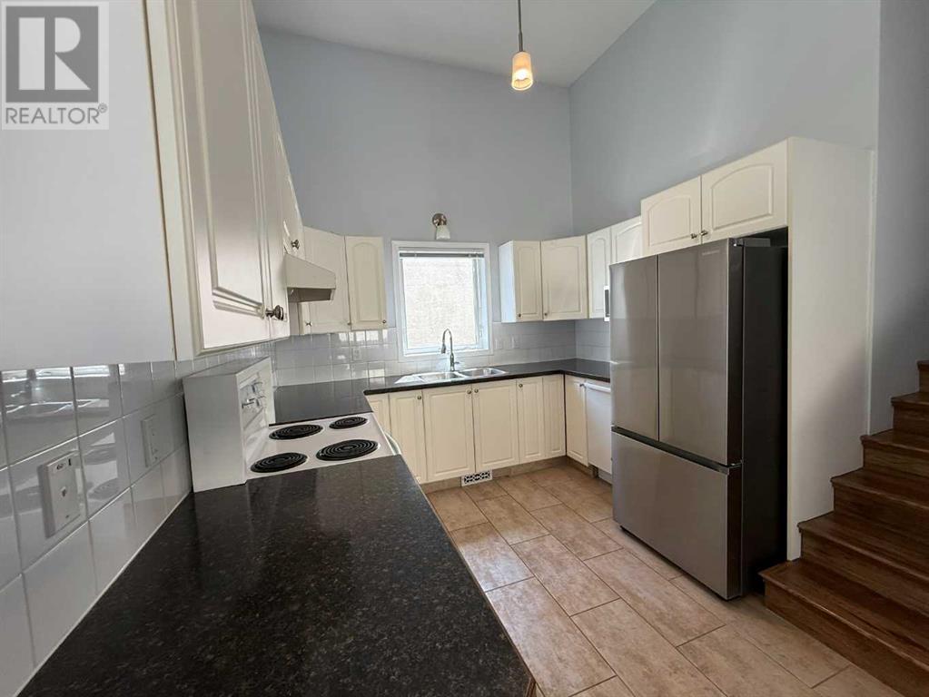 Property at 86 Assiniboia Way W image 3