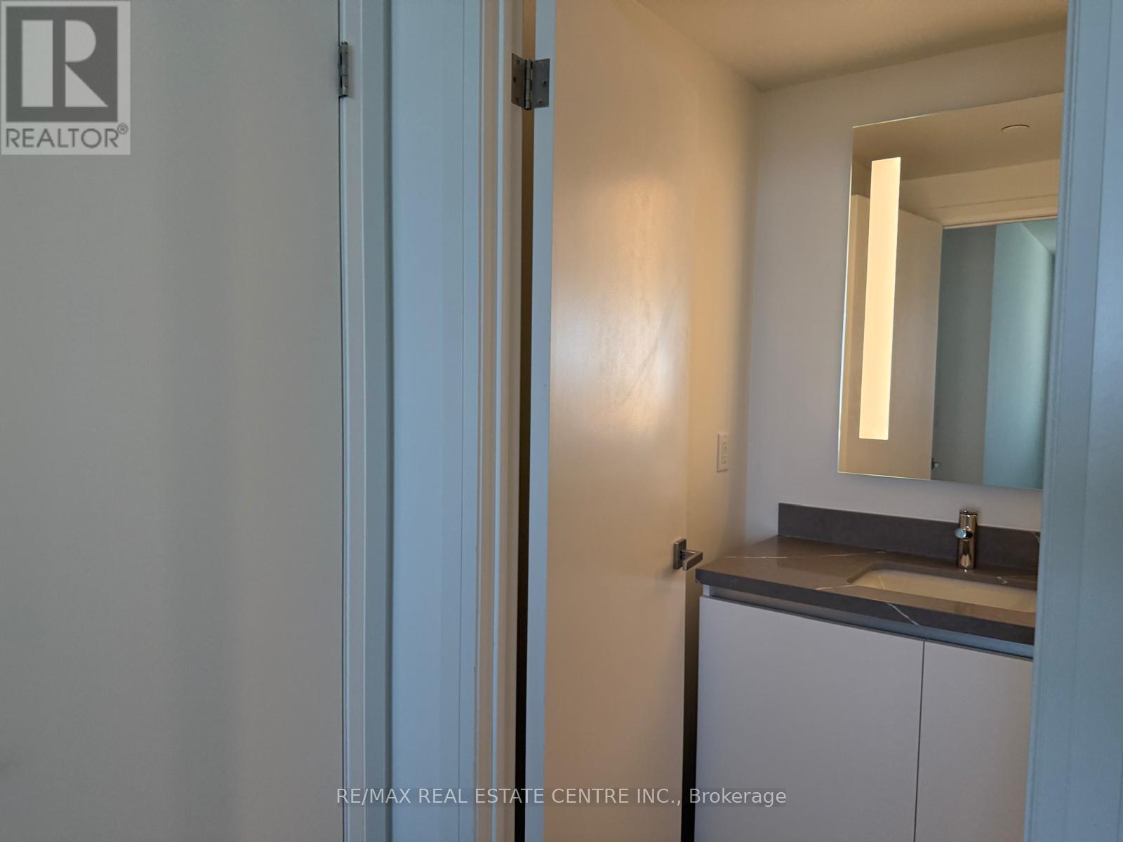 1203 - 4015 The Exchange, Mississauga, Ontario  L5B 0N9 - Photo 7 - W12322170