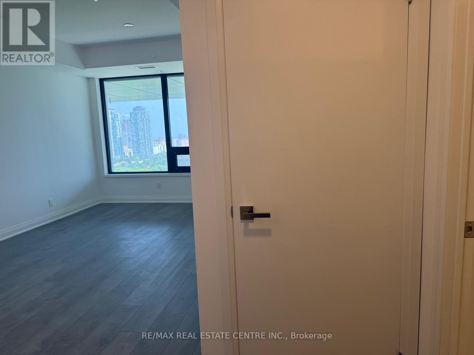 1203 - 4015 The Exchange, Mississauga, Ontario  L5B 0N9 - Photo 3 - W12322170