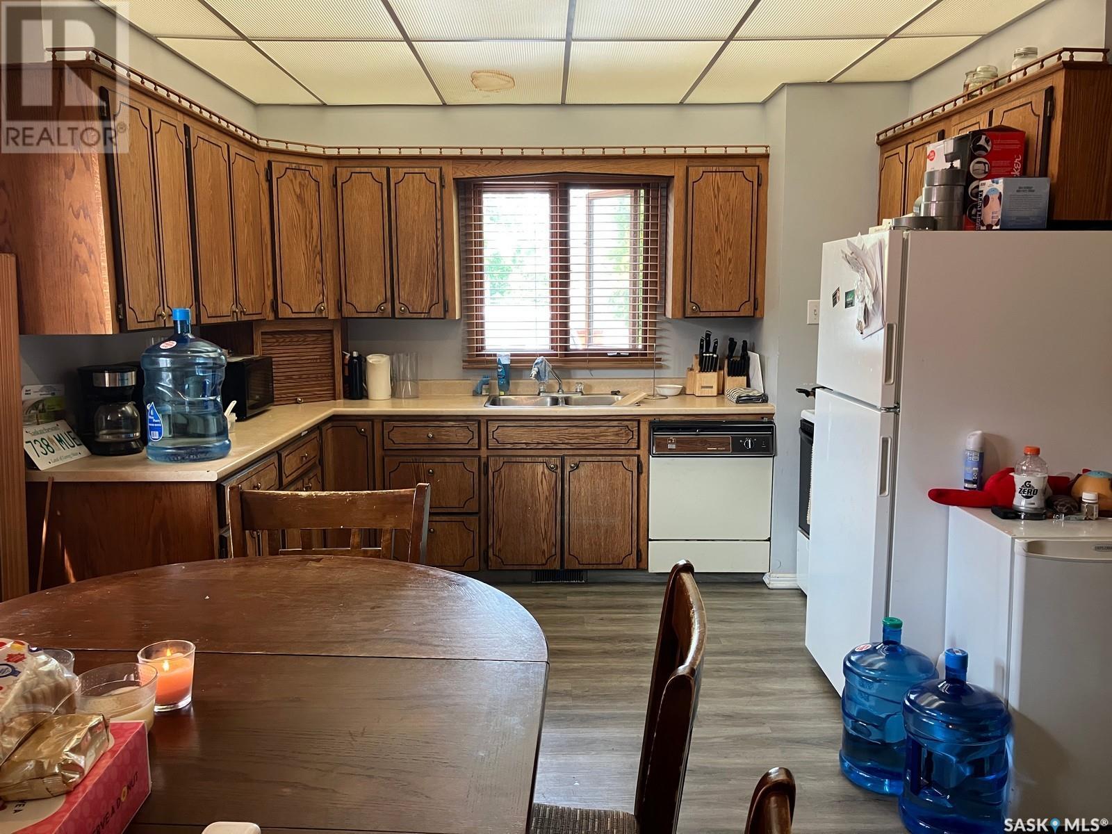 804 - 806 9th Avenue W, Nipawin, Saskatchewan  S0E 1E0 - Photo 29 - SK014517
