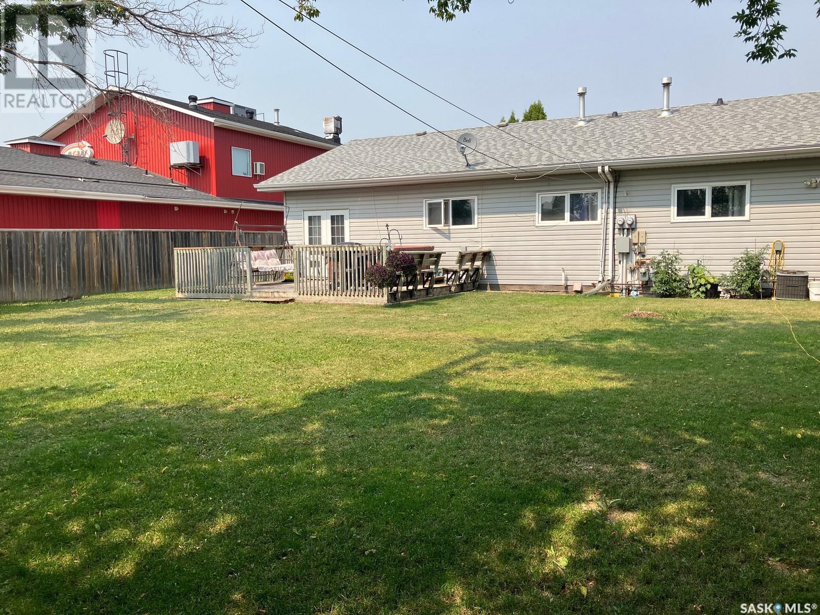 804 - 806 9th Avenue W, Nipawin, Saskatchewan  S0E 1E0 - Photo 49 - SK014517
