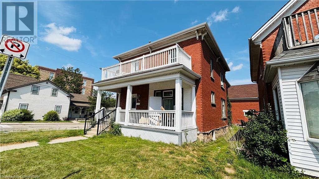 Property at 30 REGINA Street N image 1