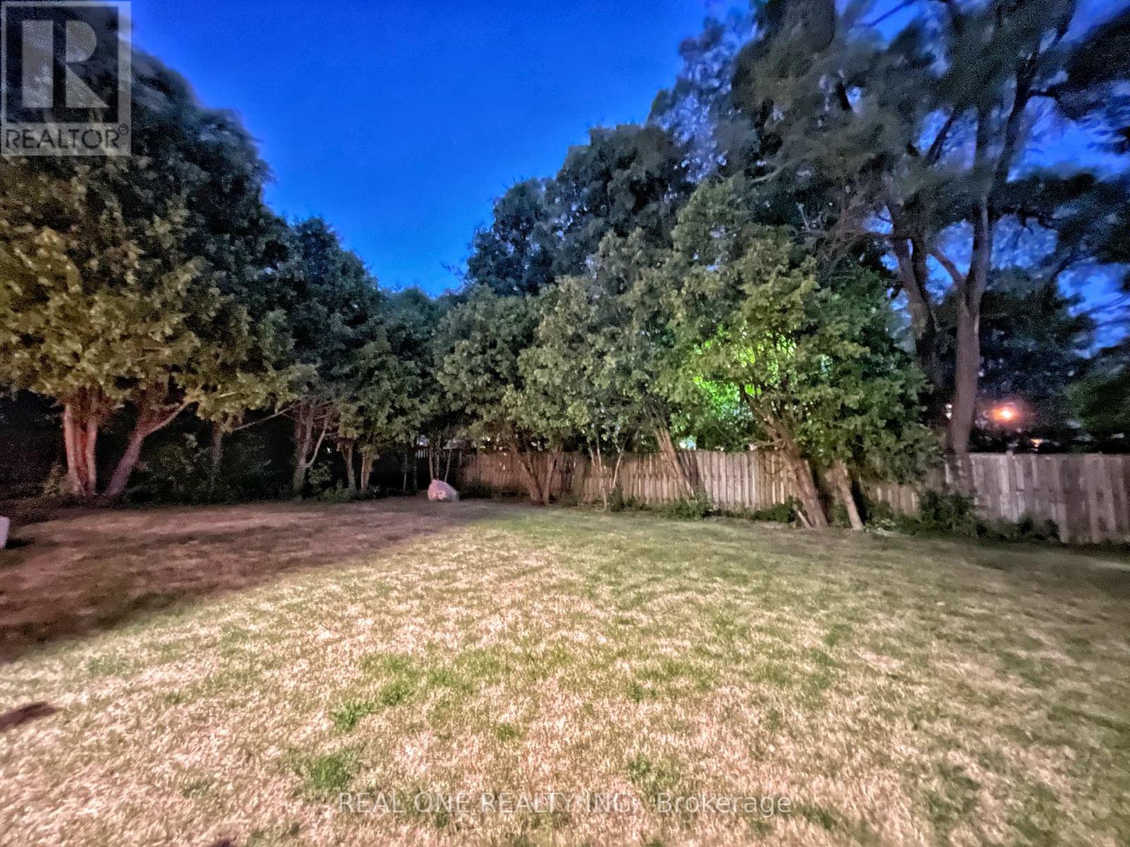 46 Hughson Drive, Markham, Ontario  L3R 2T8 - Photo 49 - N12322300