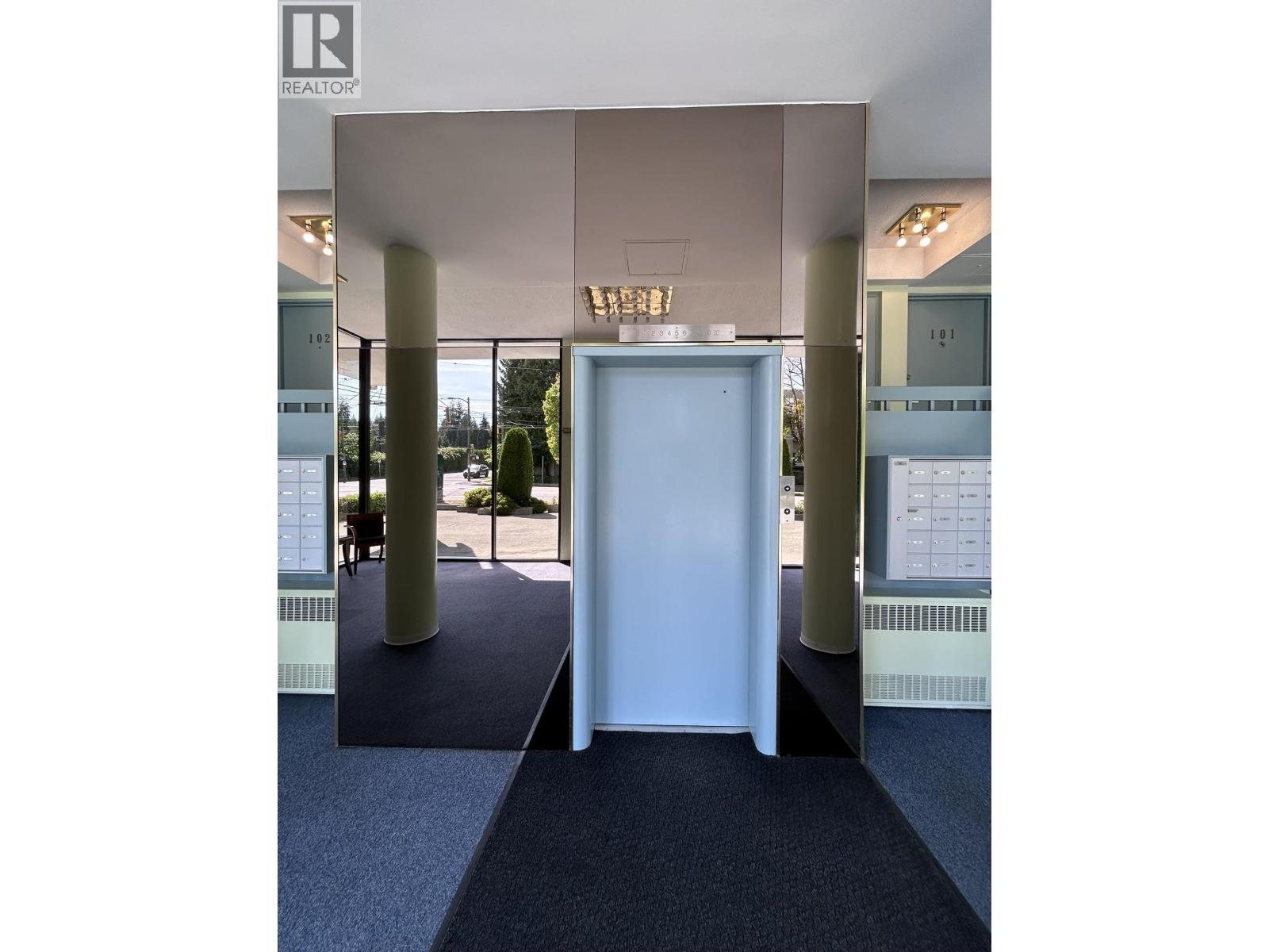 303 4691 W 10th Avenue, Vancouver, British Columbia  V6R 2J3 - Photo 6 - R3031310