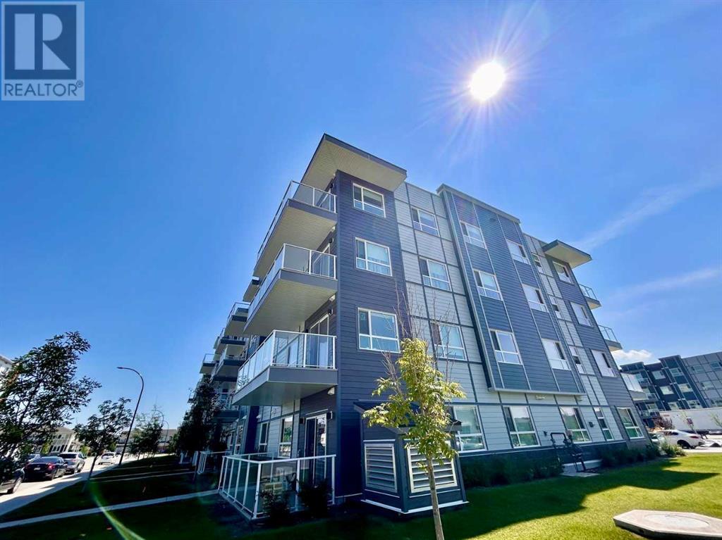 Property at 404, 80 Carrington Plaza NW image 4