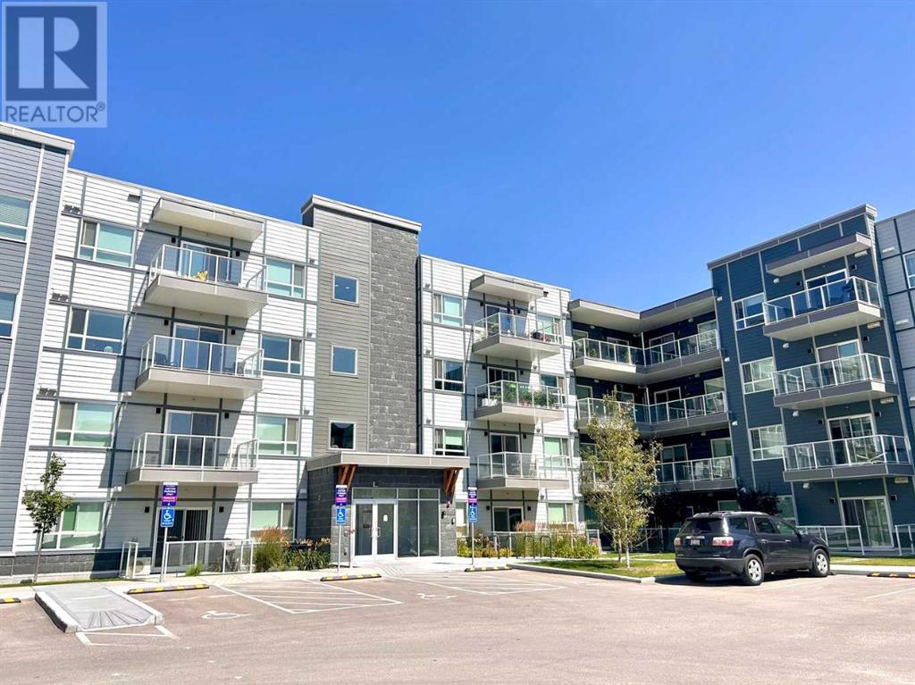 Property at 404, 80 Carrington Plaza NW image 3