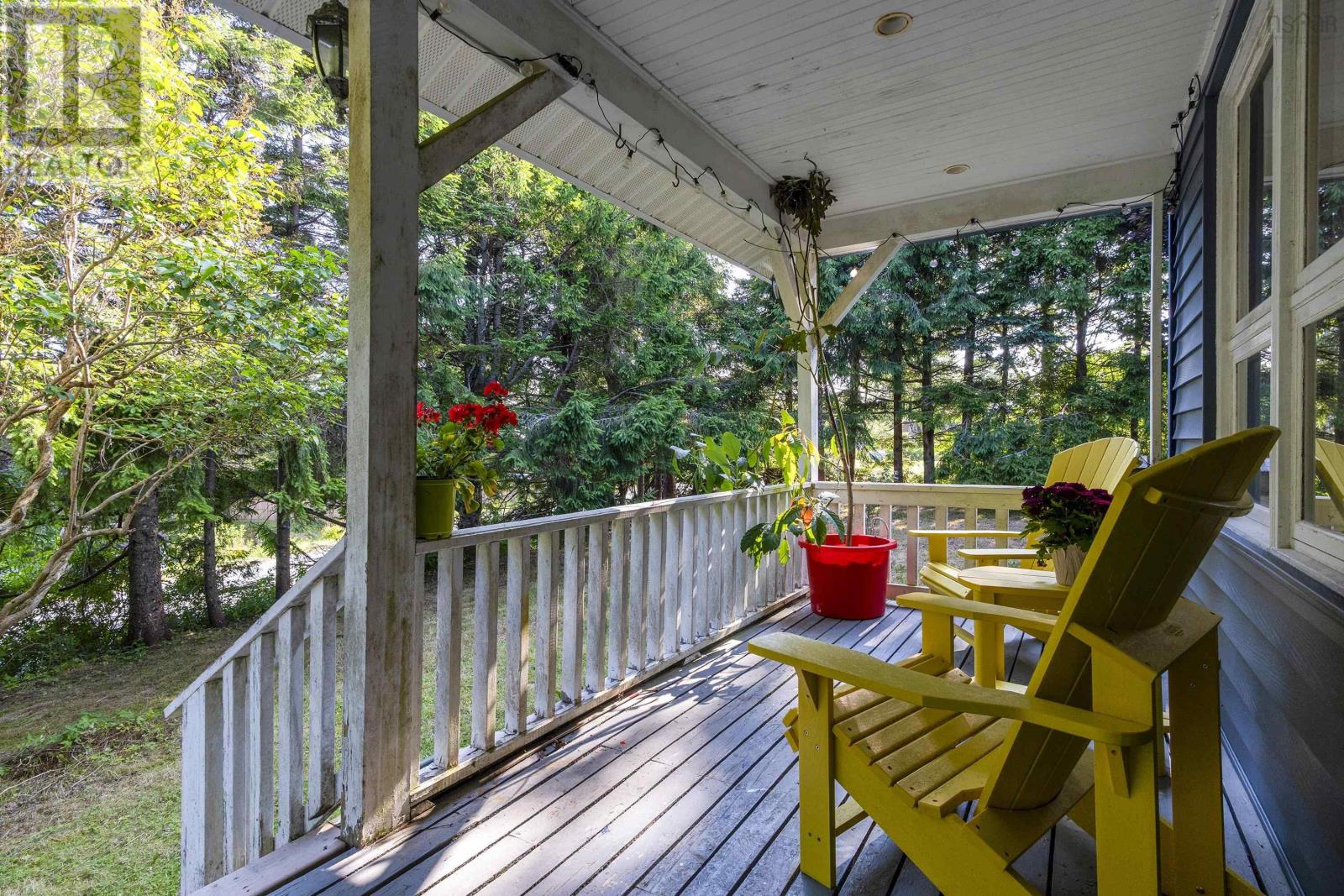 281 Island View Drive, Boutiliers Point, Nova Scotia  B3Z 1R9 - Photo 6 - 202519071