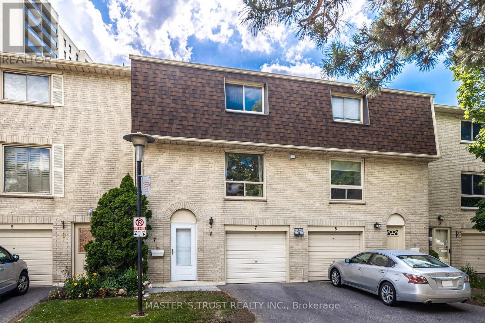 Property at 7 NEBULA STARWAY image 2