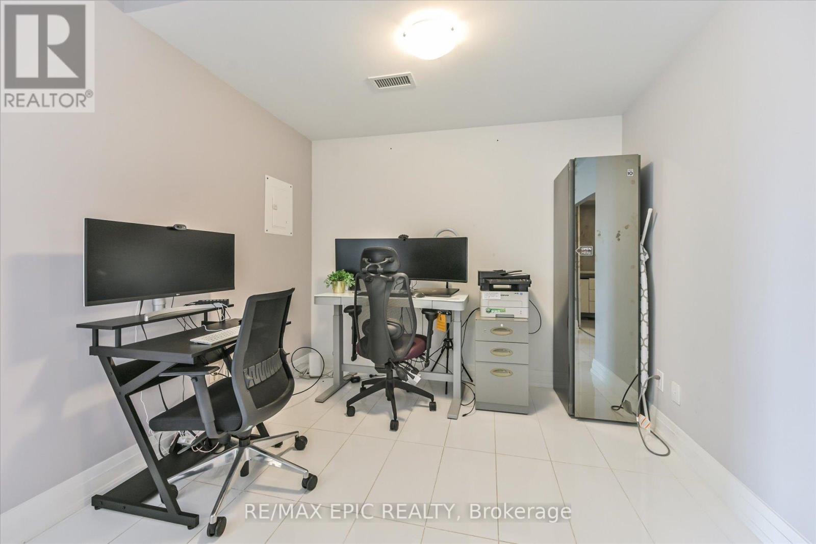 204 - 16 Mcadam Avenue, Toronto, Ontario  M6A 0B9 - Photo 8 - W12322330