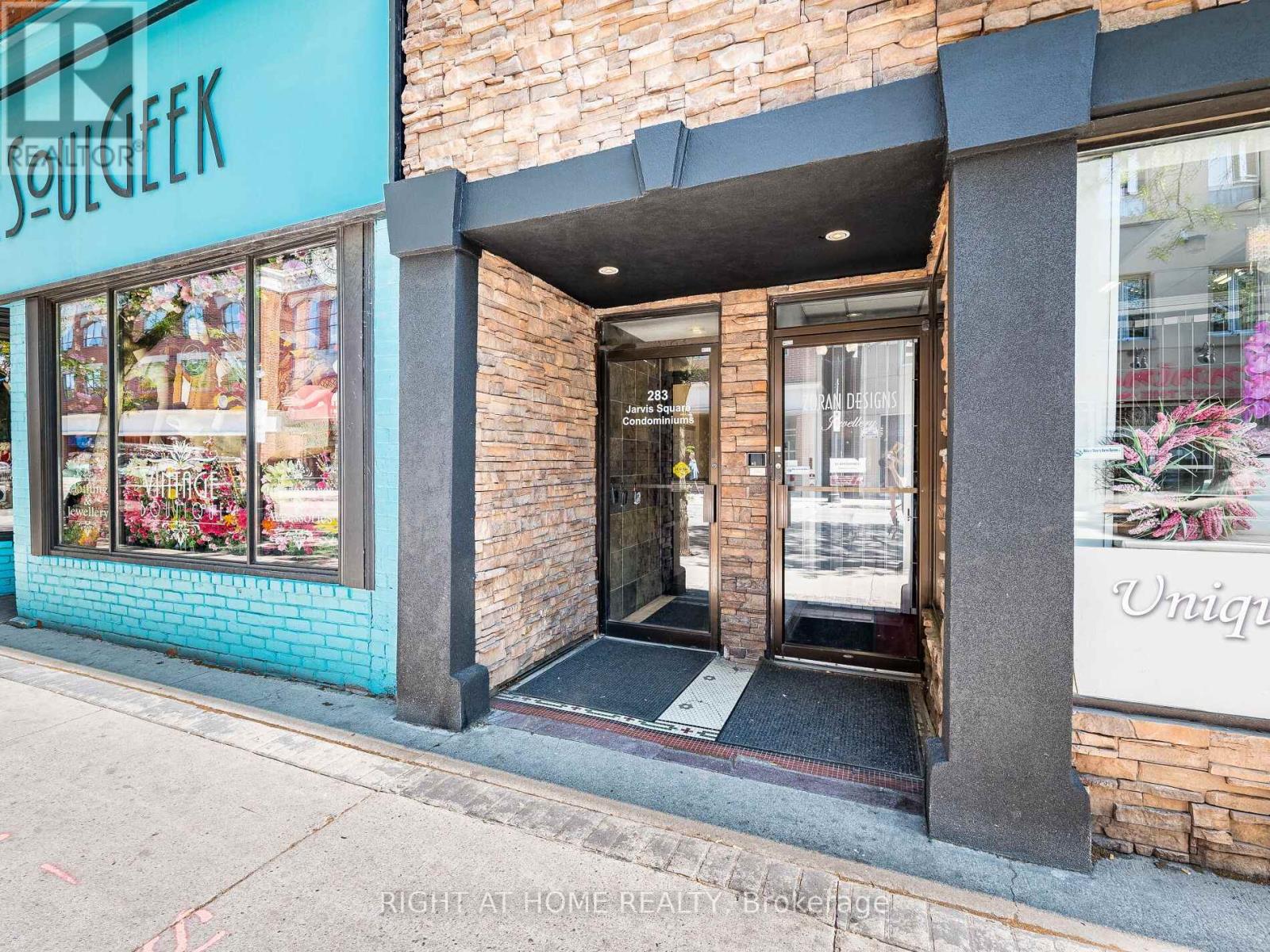 302 - 283 King Street, Hamilton, Ontario  L8N 1B9 - Photo 6 - X12301991