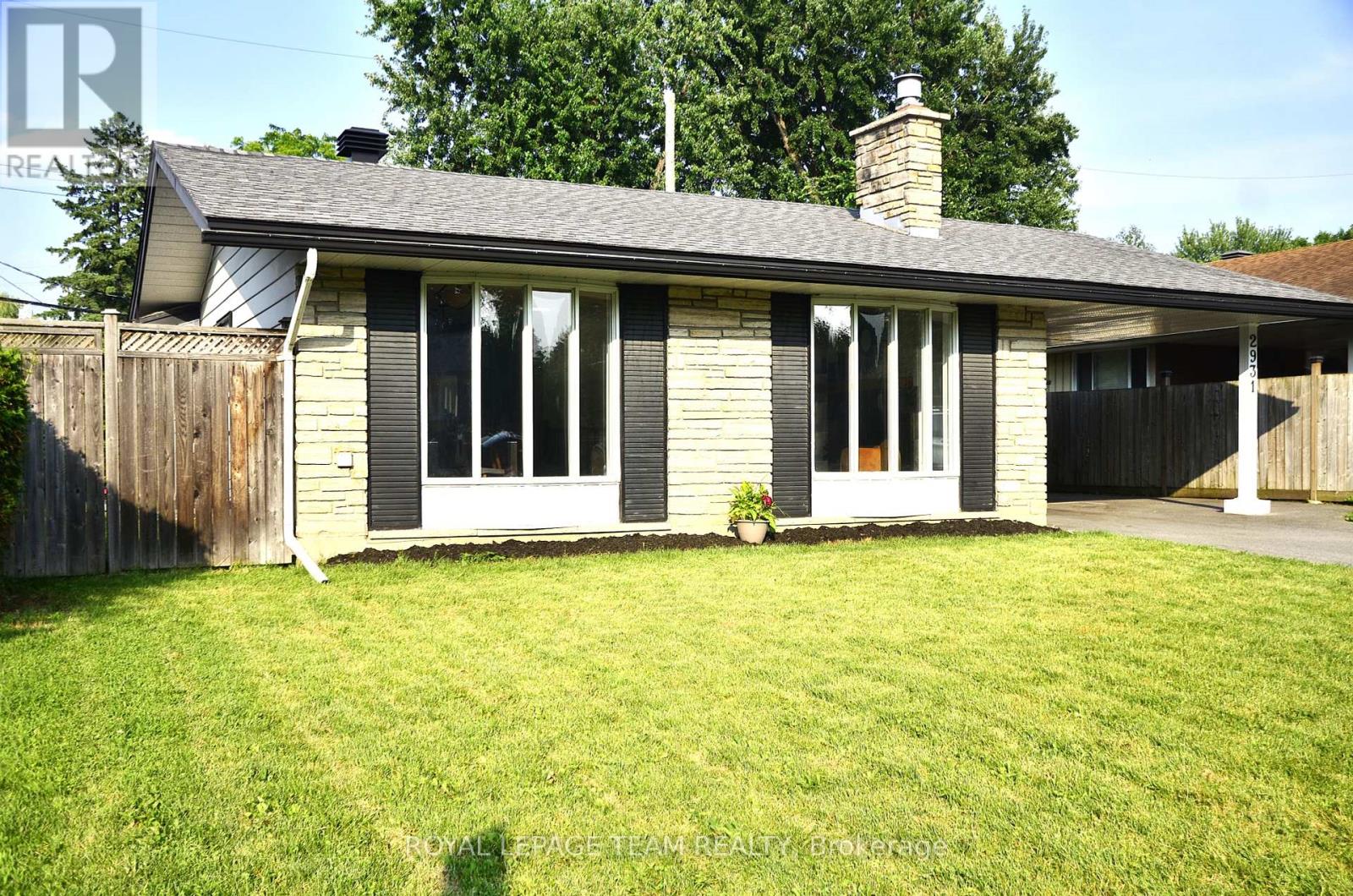 Property at 2931 SOUTHMORE DRIVE E image 1