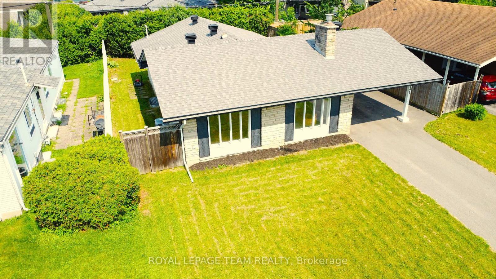 Property at 2931 SOUTHMORE DRIVE E image 3